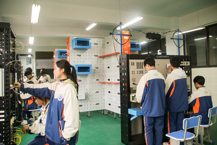 IMG_8929.jpg IMG_8929.jpg