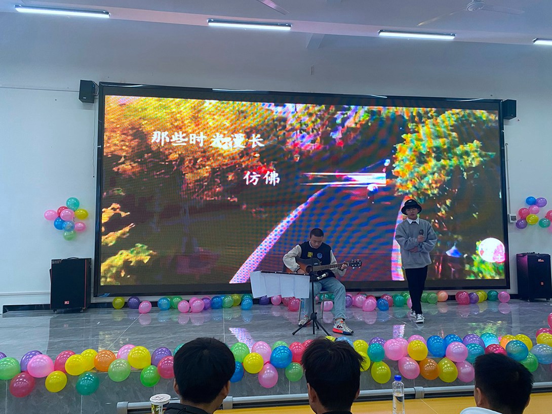 铜仁市数据职业学校“校园十佳歌手”大赛圆满落幕