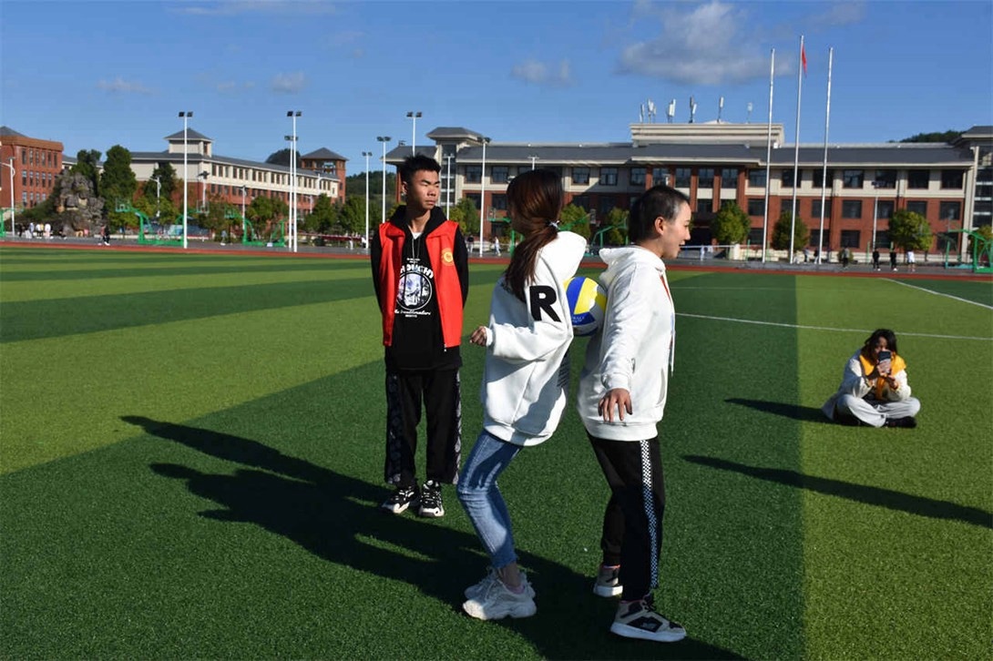 我校第一届田径运动会圆满落幕