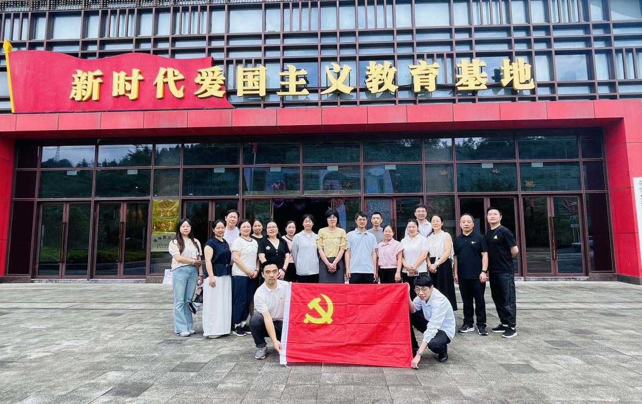 图片2.png 图片2.png